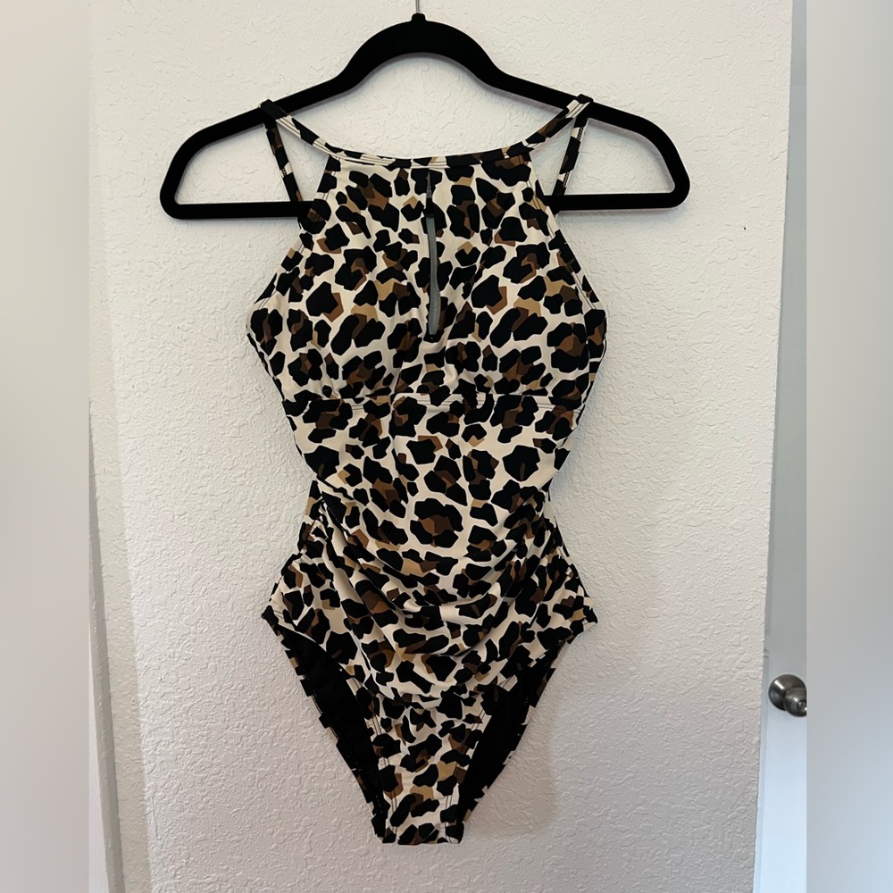 Ellen Tracy Swim suit